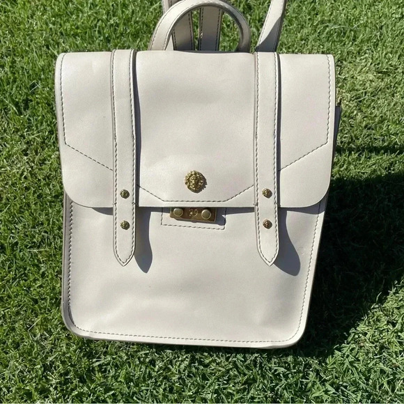 EUC Anne Klein Off-White Ava Faux Leather Backpack Bag - Picture 1 of 17